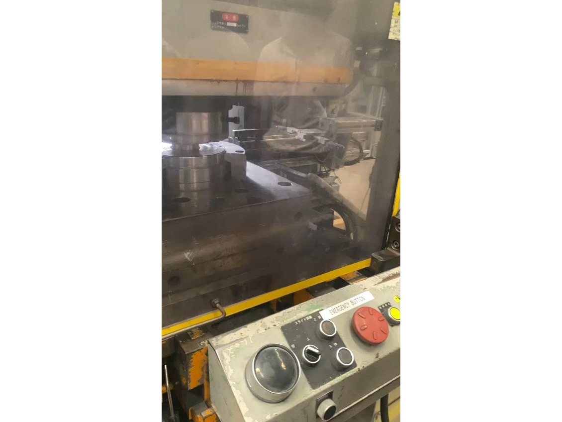 Robot Arm Handling Cell
