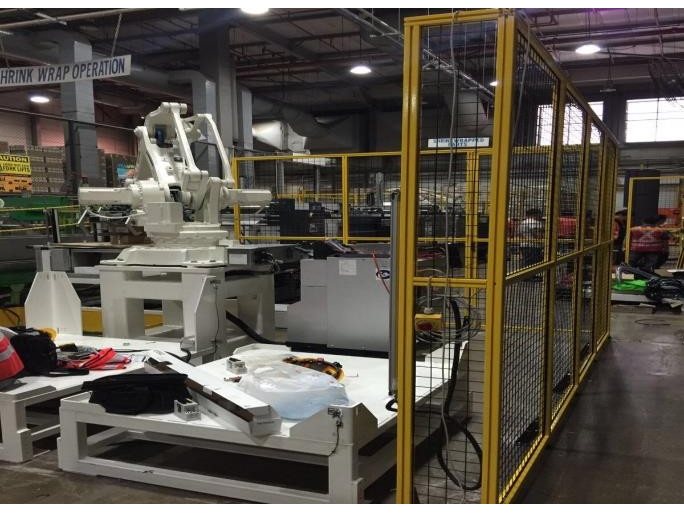 Robot Palletizing Cell